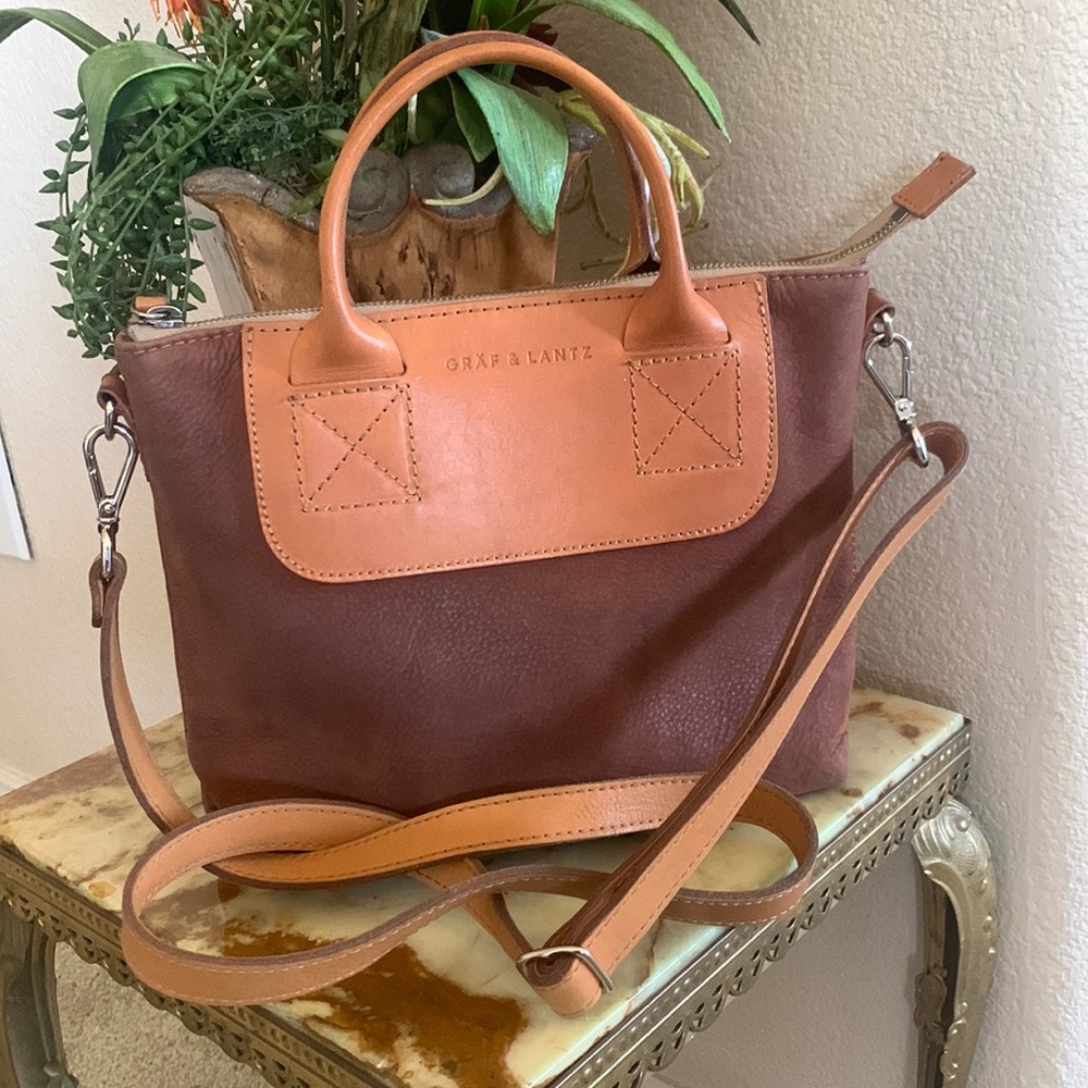 GRAF & LANTZ All Leather shoulder bag, zip top/inside pocket, double handles EUC